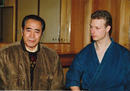 Såzen Sensei with Mifune Toshiro at Sugino Dojo