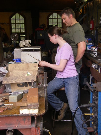 Inspecting the tanto