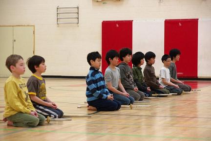 Older kids doing mokuso