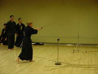 a rising diagonal cut (kiri age)